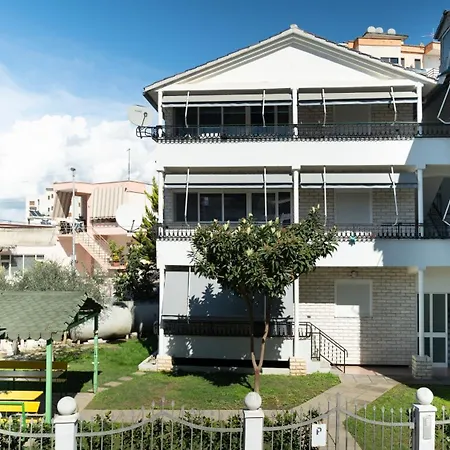 Vila Gjeci Homestay Durres