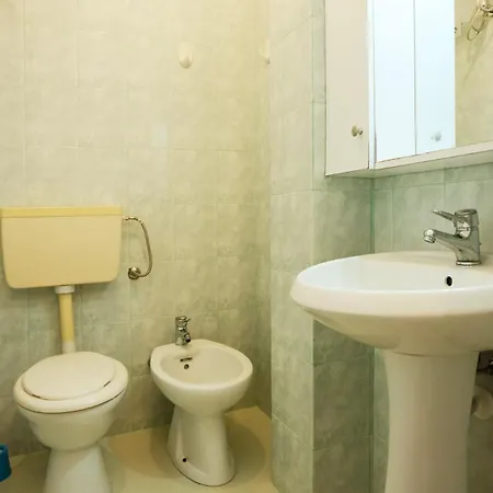 Homestay Vila Gjeci *
