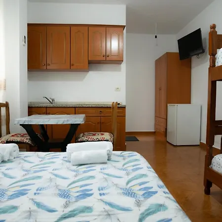 Vila Gjeci Homestay *